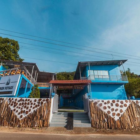 Bon Voyage Sea View Hostel 瓦加托 外观 照片