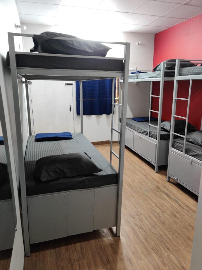Bon Voyage Sea View Hostel 瓦加托 外观 照片