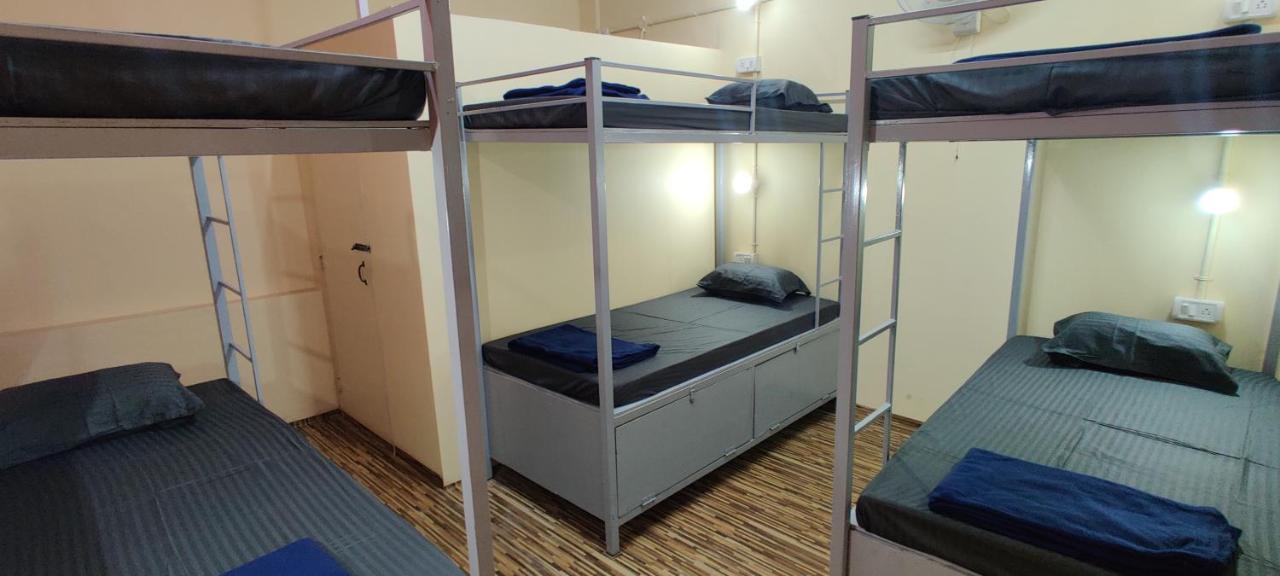 Bon Voyage Sea View Hostel 瓦加托 外观 照片