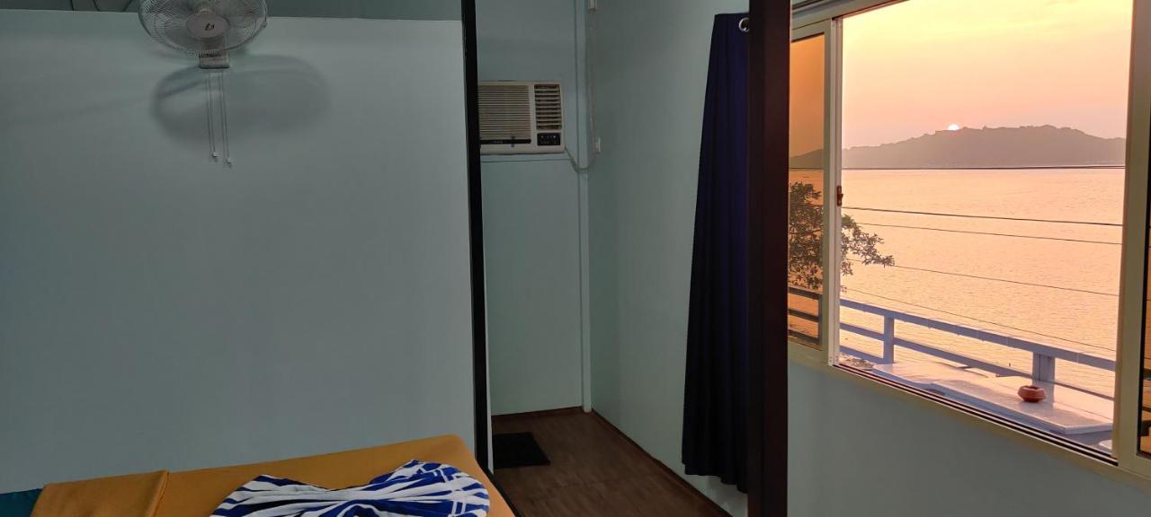 Bon Voyage Sea View Hostel 瓦加托 外观 照片