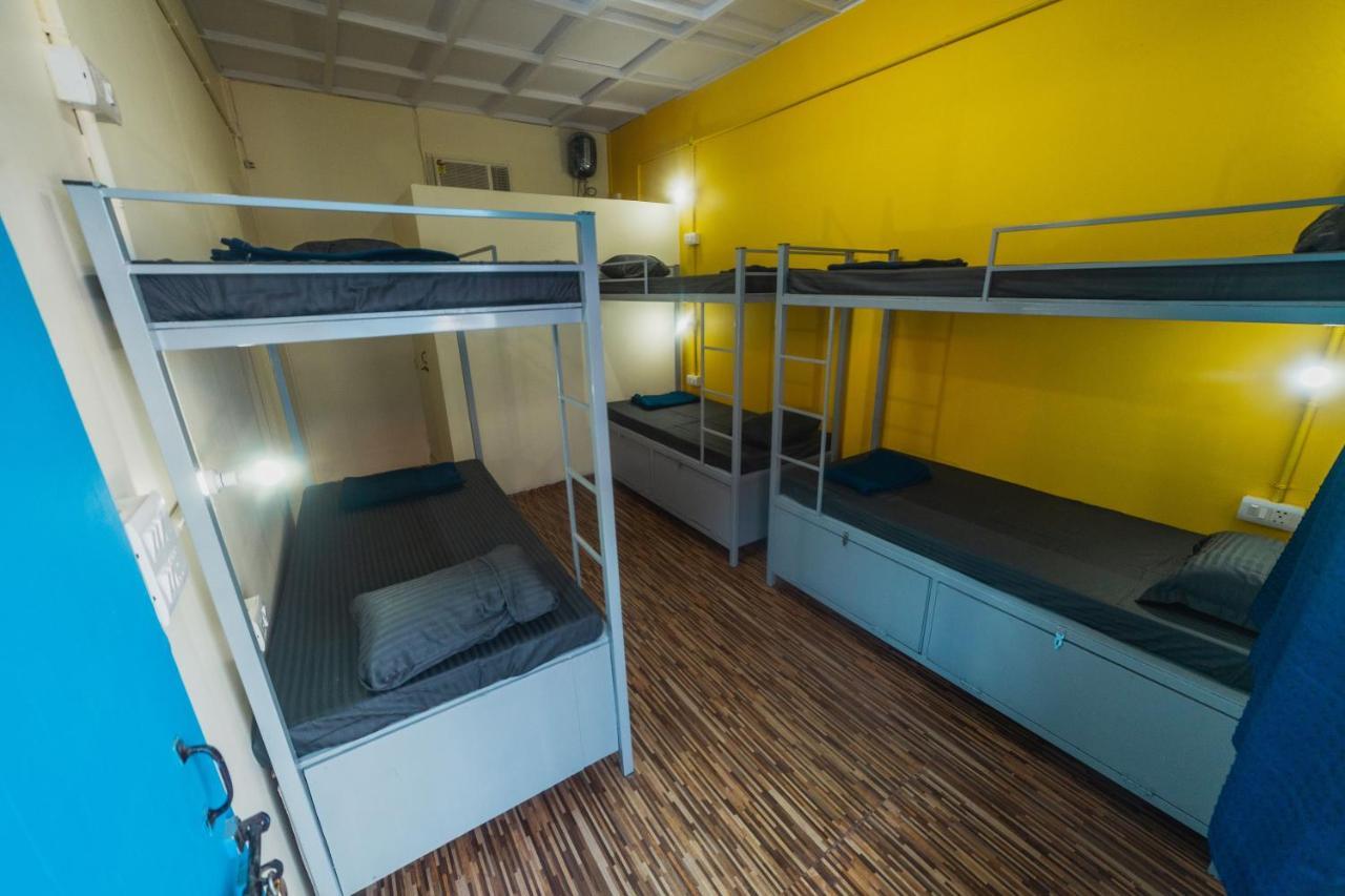 Bon Voyage Sea View Hostel 瓦加托 外观 照片