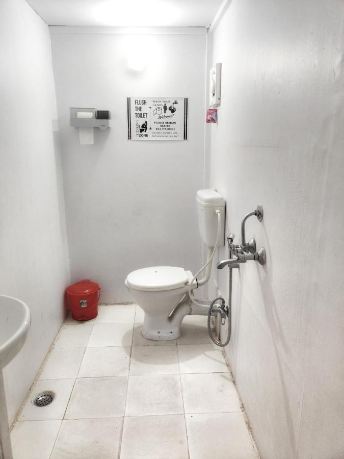 Bon Voyage Sea View Hostel 瓦加托 外观 照片