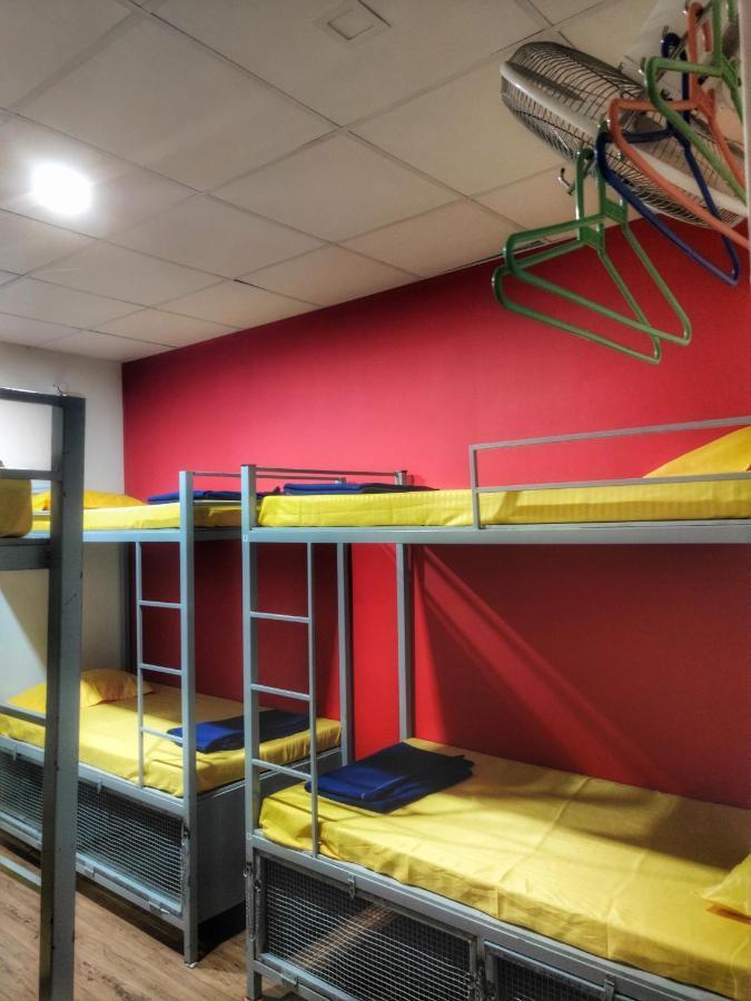 Bon Voyage Sea View Hostel 瓦加托 外观 照片