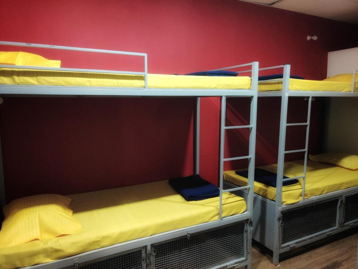 Bon Voyage Sea View Hostel 瓦加托 外观 照片